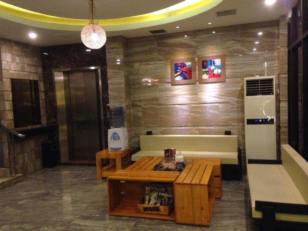 Mustika Gajah Mada Hotel Джакарта Екстер'єр фото