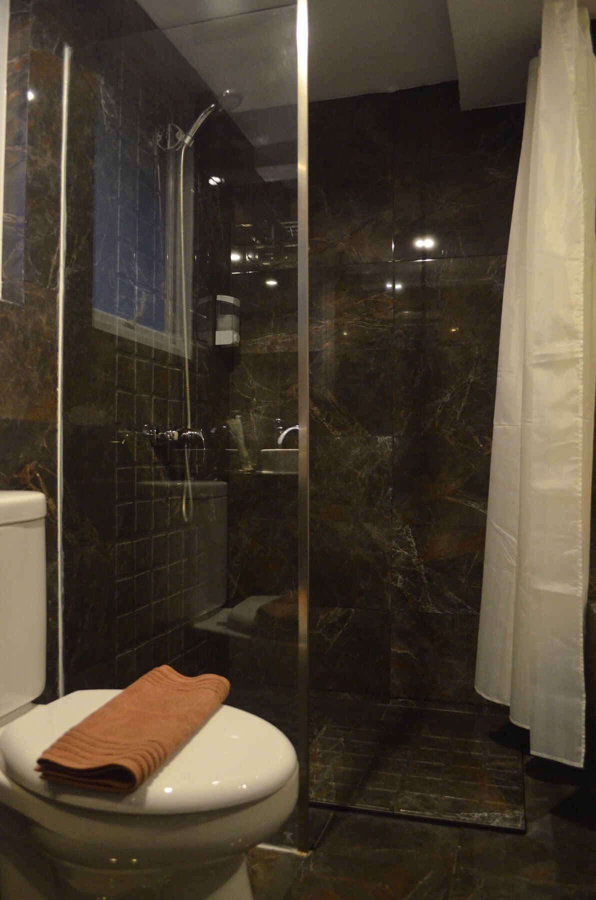 Mustika Gajah Mada Hotel Джакарта Екстер'єр фото