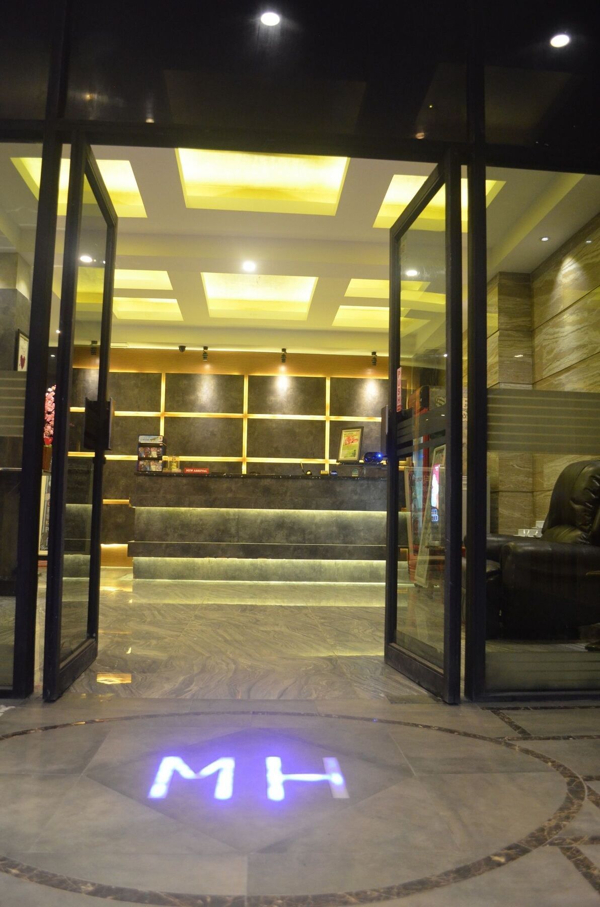 Mustika Gajah Mada Hotel Джакарта Екстер'єр фото
