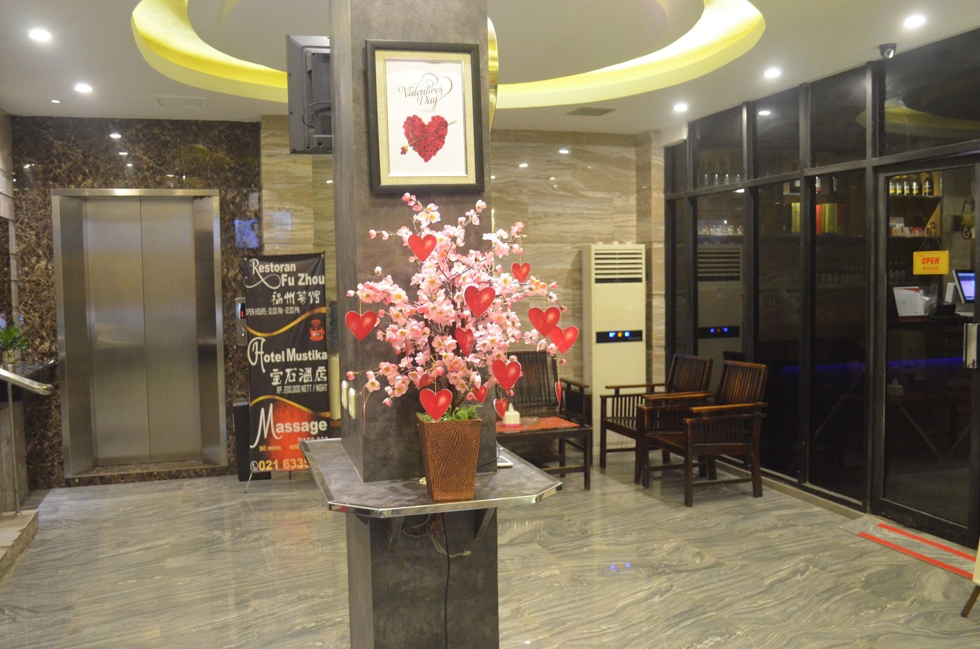 Mustika Gajah Mada Hotel Джакарта Екстер'єр фото