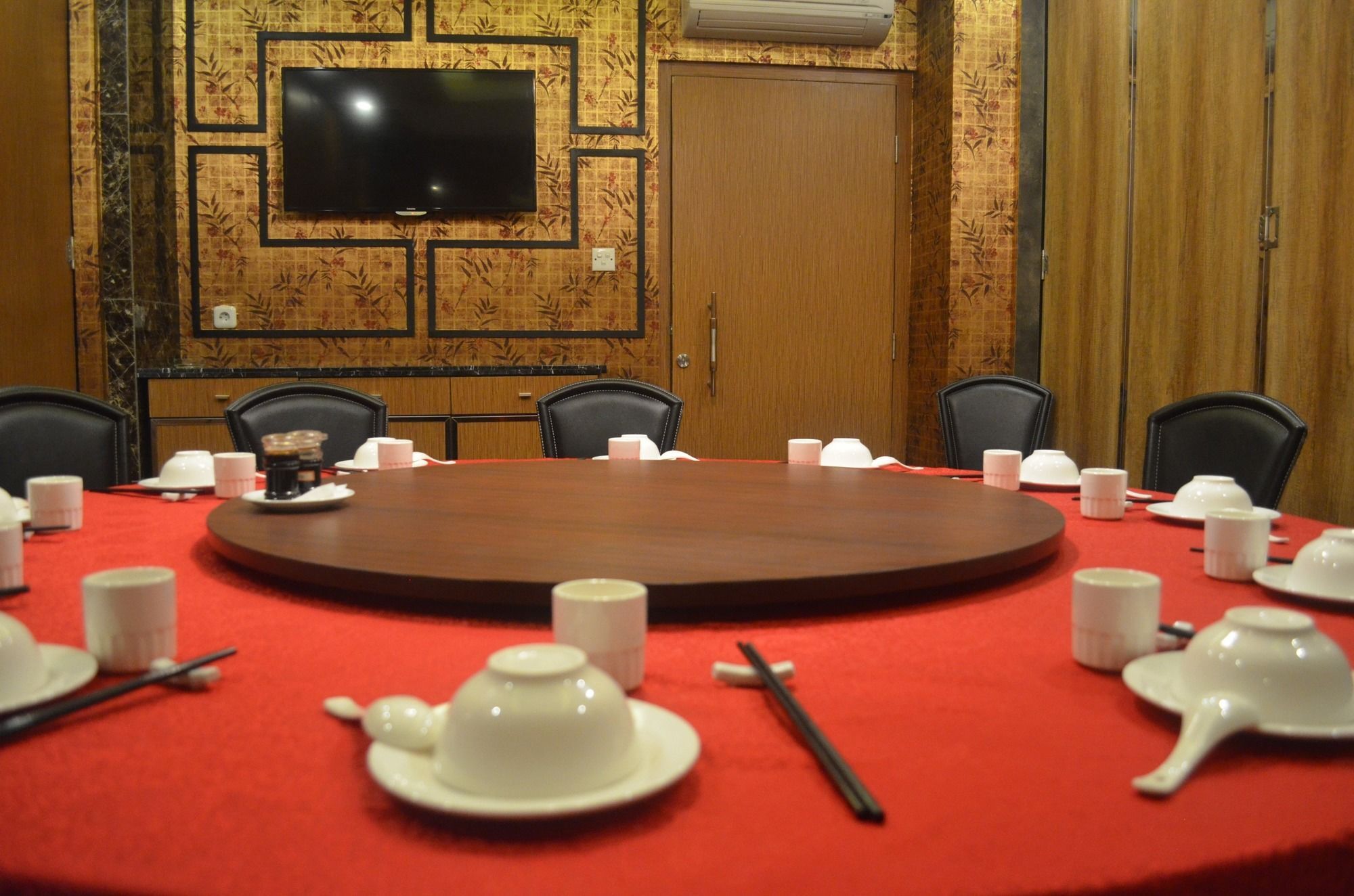 Mustika Gajah Mada Hotel Джакарта Екстер'єр фото